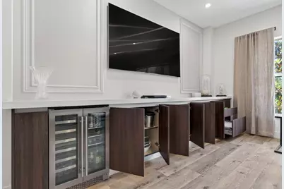 2609 NE 14th Avenue #105, Wilton Manors, FL 33334 - Photo 9