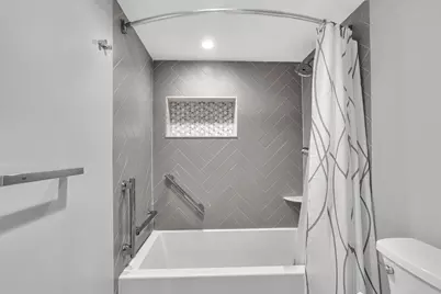 23200 Camino Del Mar #304, Boca Raton, FL 33433 - Photo 21