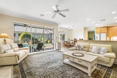 228 Oak Hammock Circle SW, Vero Beach, FL 32962 - Photo 15