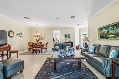 228 Oak Hammock Circle SW, Vero Beach, FL 32962 - Photo 9