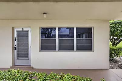 5 Northampton A #5, West Palm Beach, FL 33417 - Photo 1