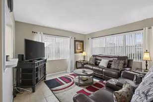 5 Northampton A, West Palm Beach, FL 33417 - Photo 3