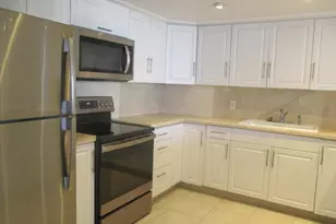 2801 NE 183rd St, Aventura, FL 33160 - Photo 3