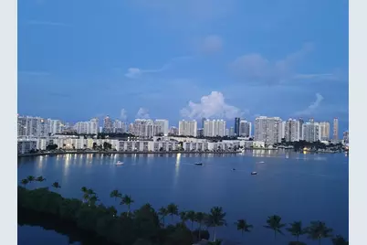 17301 Biscayne Boulevard #1202, North Miami Beach, FL 33160 - Photo 29