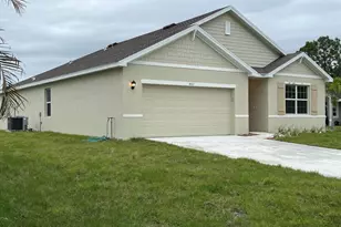 4011 SW Kidd Ct, Port Saint Lucie, FL 34953 - Photo 1