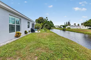 38 Spanish Way, Port Saint Lucie, FL 34952 - Photo 33