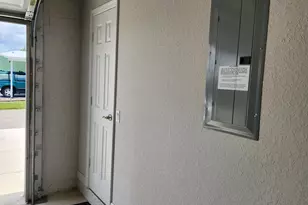 38 Spanish Way, Port Saint Lucie, FL 34952 - Photo 27