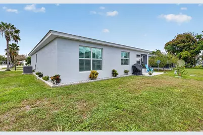 38 Spanish Way, Port Saint Lucie, FL 34952 - Photo 35