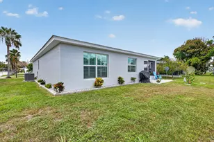 38 Spanish Way, Port Saint Lucie, FL 34952 - Photo 35
