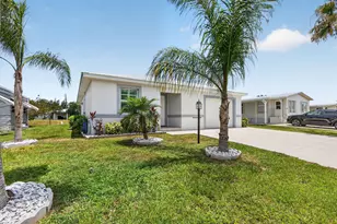 38 Spanish Way, Port Saint Lucie, FL 34952 - Photo 3