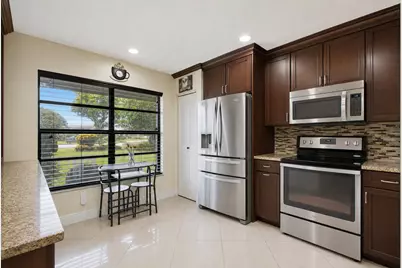 1470 Summit Run Circle, West Palm Beach, FL 33415 - Photo 3