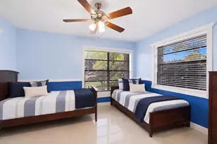 1470 Summit Run Cir, West Palm Beach, FL 33415 - Photo 3