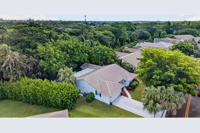 10873 NW 10th Place, Coral Springs, FL 33071 - Photo 39