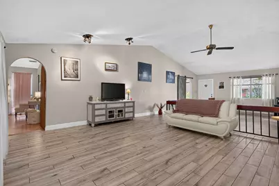 10873 NW 10th Place, Coral Springs, FL 33071 - Photo 13
