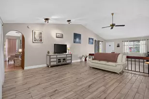 10873 NW 10th Pl, Coral Springs, FL 33071 - Photo 13