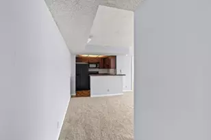 724 Executive Center Dr, West Palm Beach, FL 33401 - Photo 5