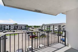 724 Executive Center Dr, West Palm Beach, FL 33401 - Photo 17