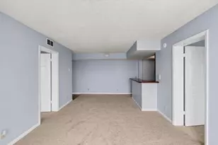 724 Executive Center Dr, West Palm Beach, FL 33401 - Photo 7