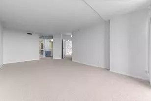 1900 Consulate Pl, West Palm Beach, FL 33401 - Photo 27