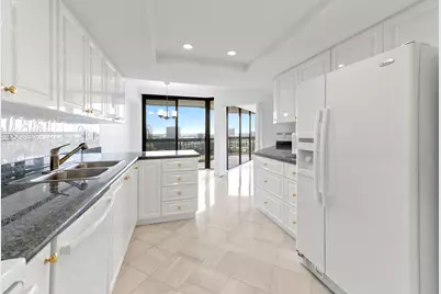 1900 Consulate Place #1004, West Palm Beach, FL 33401 - Photo 17