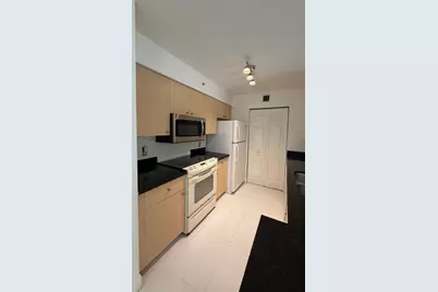 2451 E Centergate Drive #208, Miramar, FL 33025 - Photo 9
