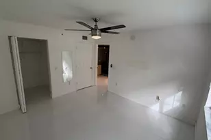 2451 E Centergate Dr, Miramar, FL 33025 - Photo 13