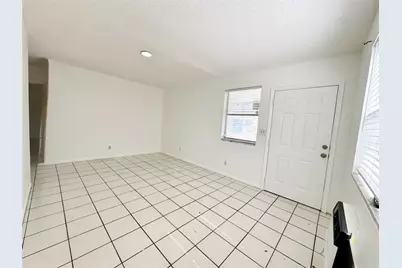 147 W 17th Street, Riviera Beach, FL 33404 - Photo 3