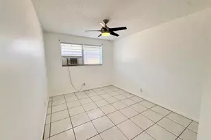 147 W 17th St, Riviera Beach, FL 33404 - Photo 11