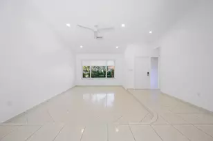 9515 SW 118th Ct, Miami, FL 33186 - Photo 7