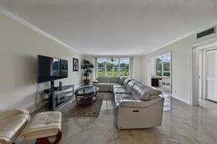 4020 W Palm Aire Dr, Pompano Beach, FL 33069 - Photo 5