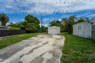 1007 Charles St, West Palm Beach, FL 33401 - Photo 5