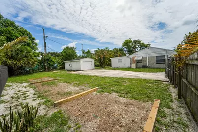 1007 Charles Street, West Palm Beach, FL 33401 - Photo 13