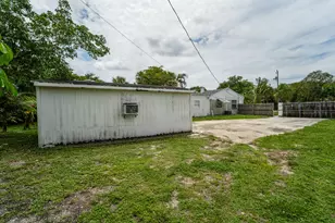 1007 Charles St, West Palm Beach, FL 33401 - Photo 7