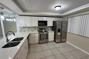 8040 Hampton Blvd, North Lauderdale, FL 33068 - Photo 27