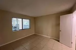 8040 Hampton Blvd, North Lauderdale, FL 33068 - Photo 33