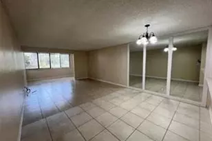 8040 Hampton Blvd, North Lauderdale, FL 33068 - Photo 9