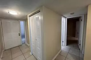 8040 Hampton Blvd, North Lauderdale, FL 33068 - Photo 25