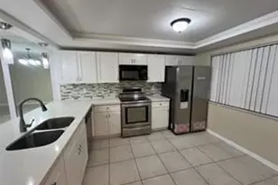 8040 Hampton Blvd, North Lauderdale, FL 33068 - Photo 5