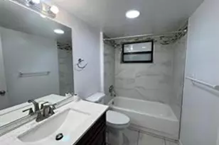 8040 Hampton Blvd, North Lauderdale, FL 33068 - Photo 35