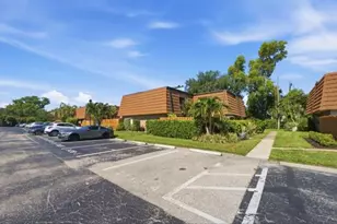 1438 Park Shore Cir, Fort Myers, FL 33901 - Photo 3