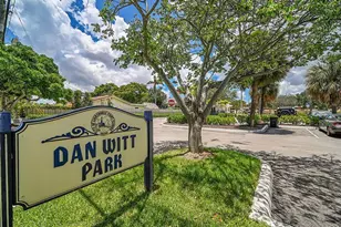 2160 NE 36th St, Lighthouse Point, FL 33064 - Photo 31