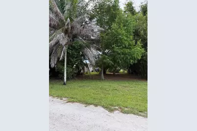 345 Citrus Drive, Loxahatchee Groves, FL 33470 - Photo 1