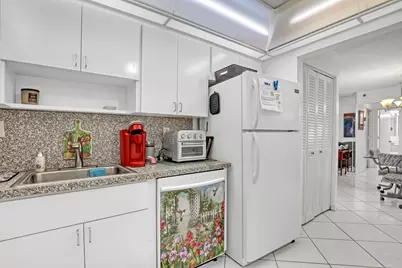 3221 S Ocean Boulevard #1003, Highland Beach, FL 33487 - Photo 3