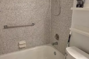 194 Newport L Dr, Deerfield Beach, FL 33442 - Photo 11