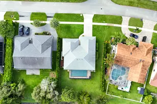 13471 Barberry Dr, Wellington, FL 33414 - Photo 27