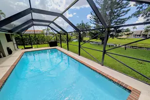 13471 Barberry Dr, Wellington, FL 33414 - Photo 3
