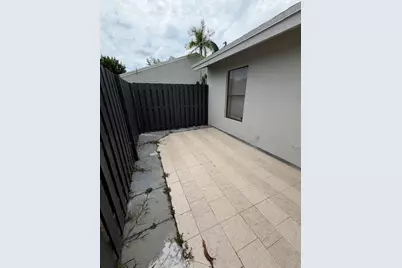 1975 Monks Court, West Palm Beach, FL 33415 - Photo 3