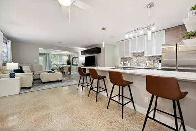 2507 NW 8th Avenue, Wilton Manors, FL 33311 - Photo 3