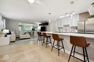 2507 NW 8th Ave, Wilton Manors, FL 33311 - Photo 3