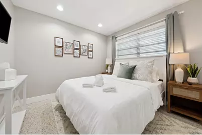 2507 NW 8th Avenue, Wilton Manors, FL 33311 - Photo 15